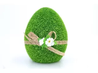 Húsvéti agyagtojás műfűvel borítva 18 cm