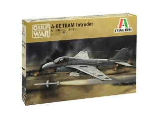 Italeri: A-6E TRAM Intruder Gulf War repülőgép makett, 1:72