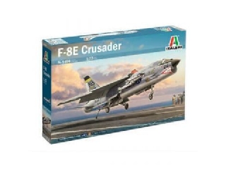 Italeri: F-8E Crusader vadászrepülőgép makett, 1:72