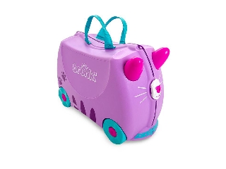 Trunki bõrönd Cassie, a cica